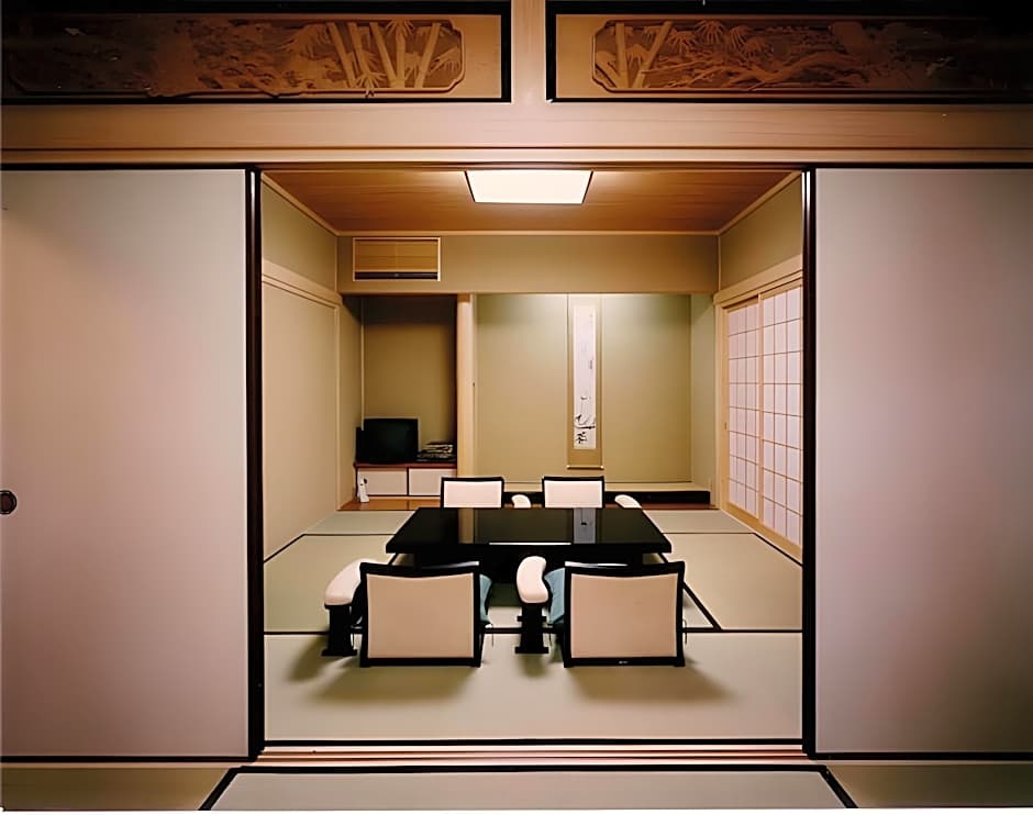 Kyoto Ryokan The KINOE