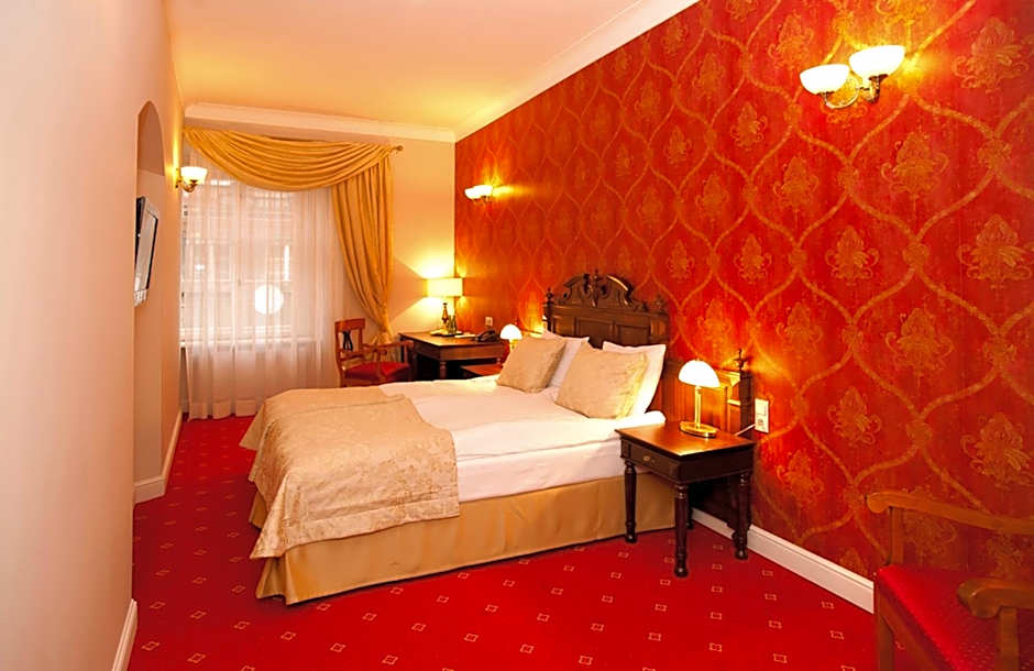 Hotel Kolegiacki
