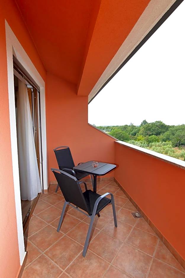 Hotel Natura Vilanija