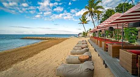 Puri Santrian Beach Resort & Spa