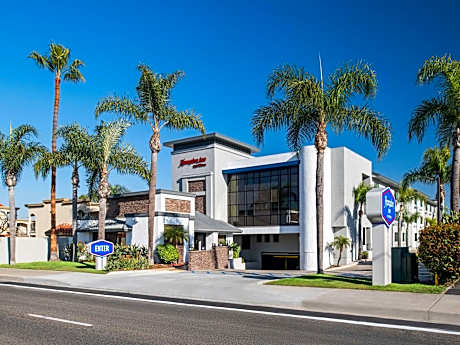 Hampton Inn by Hilton Costa Mesa Newport Beach