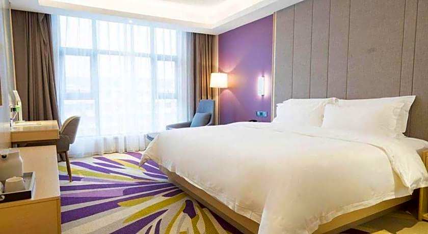 Lavande Hotels· Jingzhou Jianli