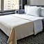 Courtyard by Marriott Chicago Downtown/River North