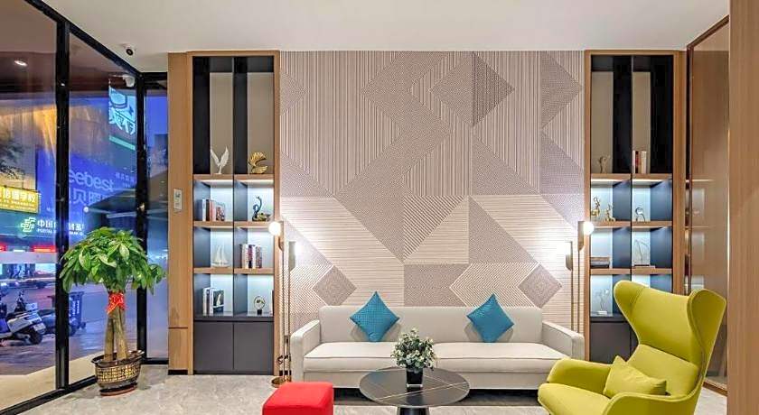 Borrman Hotel Lipu Central Plaza