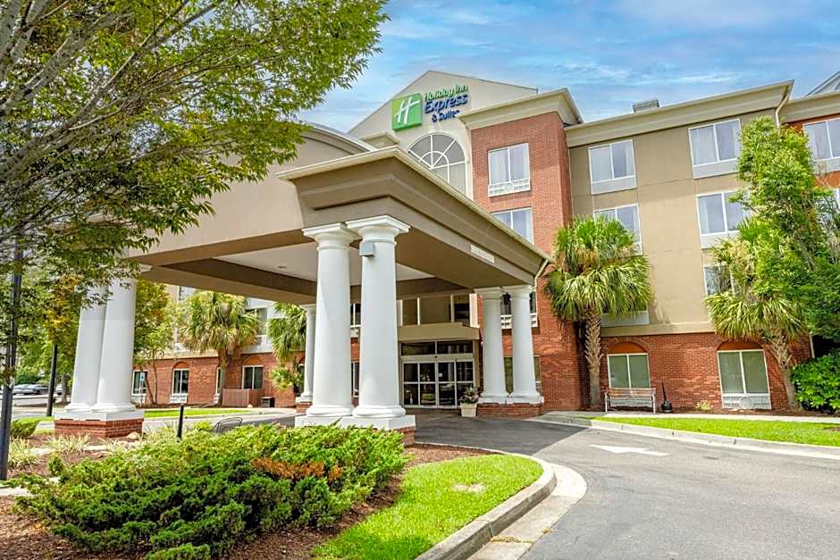 Holiday Inn Express Hotel & Suites Charleston - North By IHG