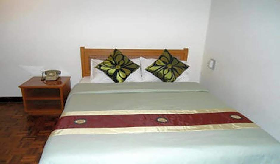 Ubon Hotel