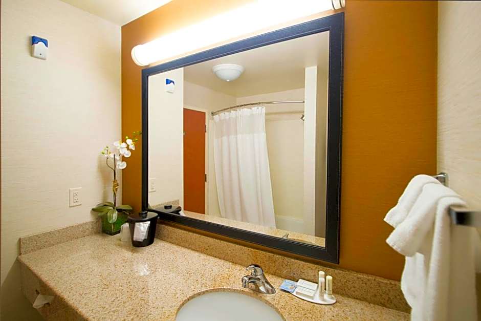 Fairfield Inn & Suites by Marriott Burley