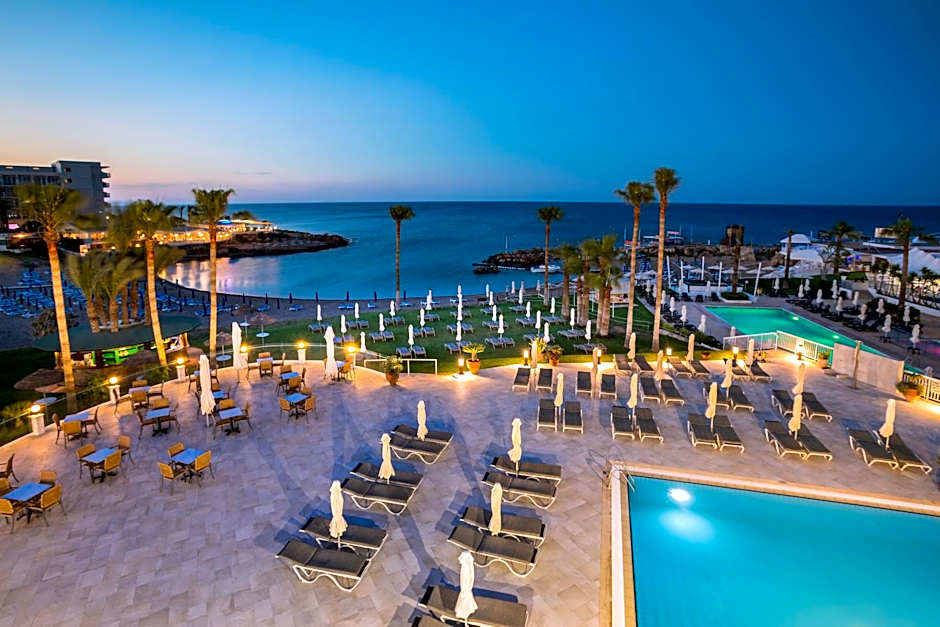 Infinity Blu - Designed for Adults by Louis Hotels