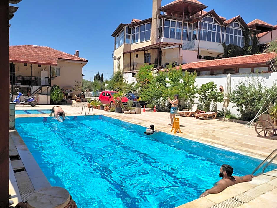 shah sultan Ozturk Hotel