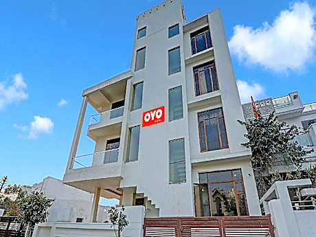 Super Hotel O New A V Hospitality