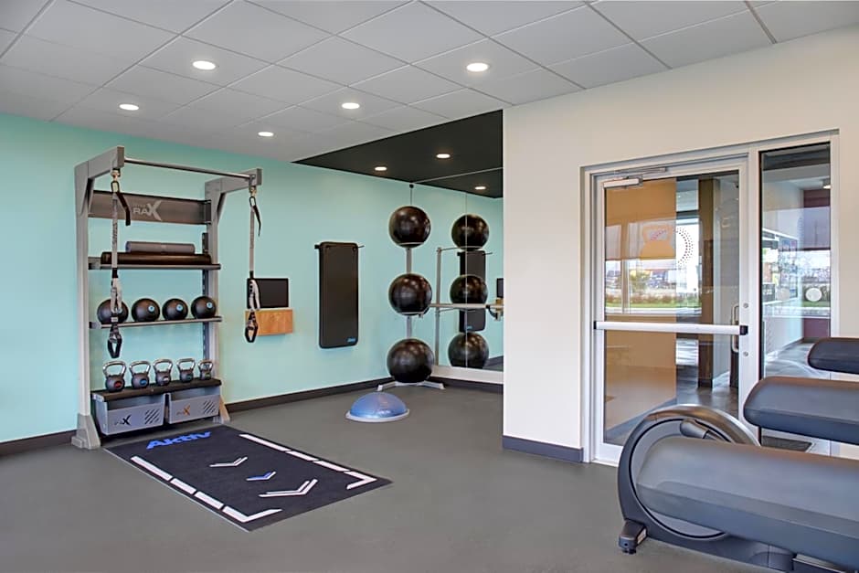 Tru by Hilton Toronto Airport West