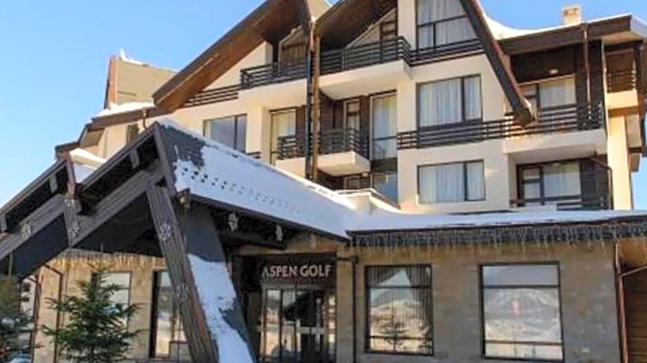 Stylish Studio Apart Aspen Golf Resort