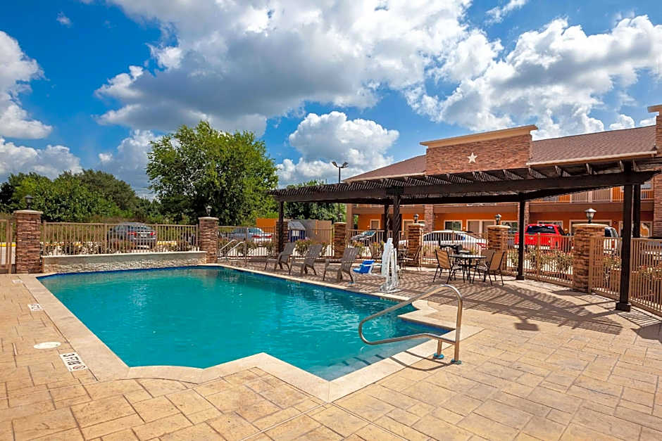 Super 8 by Wyndham Houston Northwest Cypress