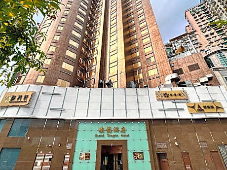 Grand Dragon Hotel