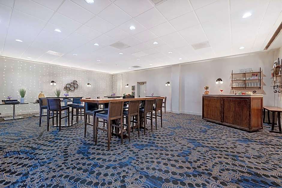 Embassy Suites By Hilton Hotel Santa Clara-Silicon Valley