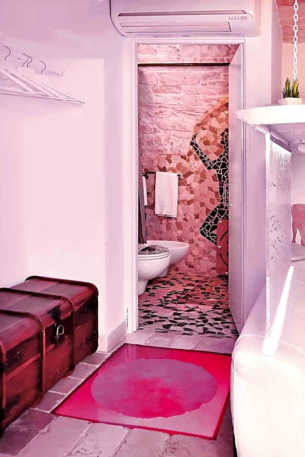 l'angolo di Gaudì, alcoba Capriccio