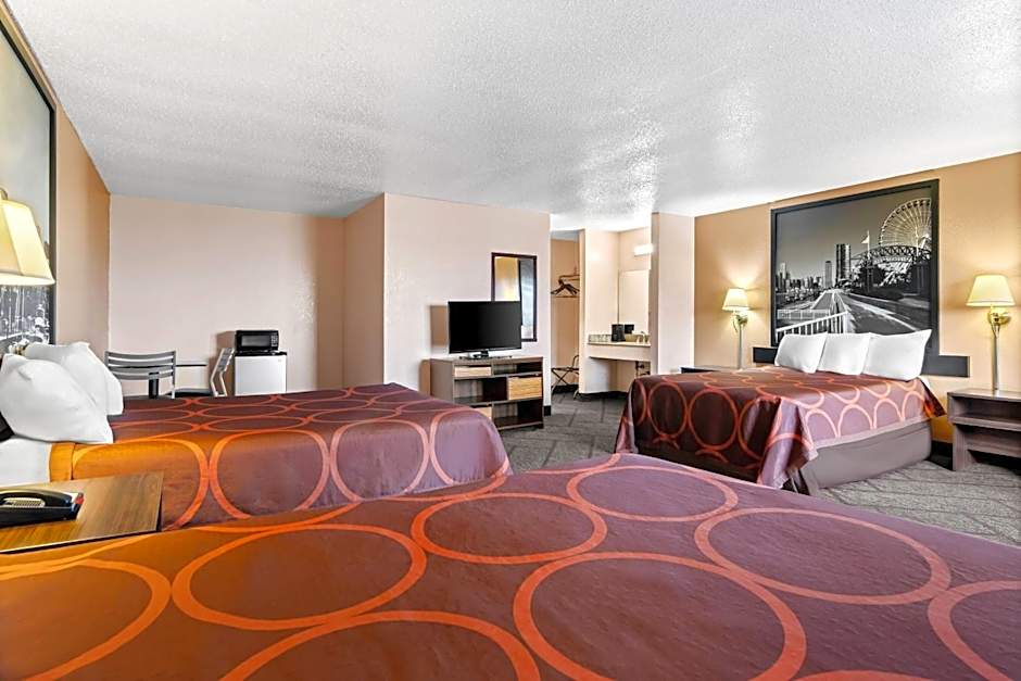 Super 8 by Wyndham Bourbonnais/Kankakee Area