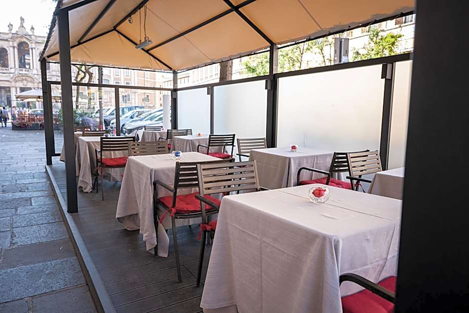 Hotel Mecenate Palace