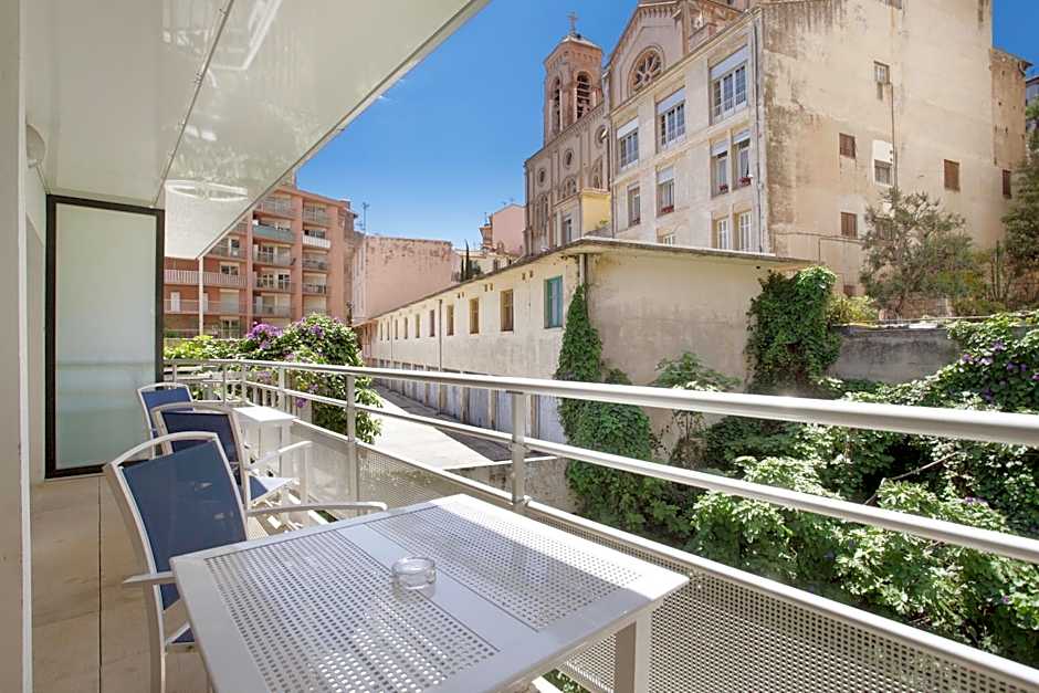 Appart hotel Prestige Odalys Les Hauts de la Principaute