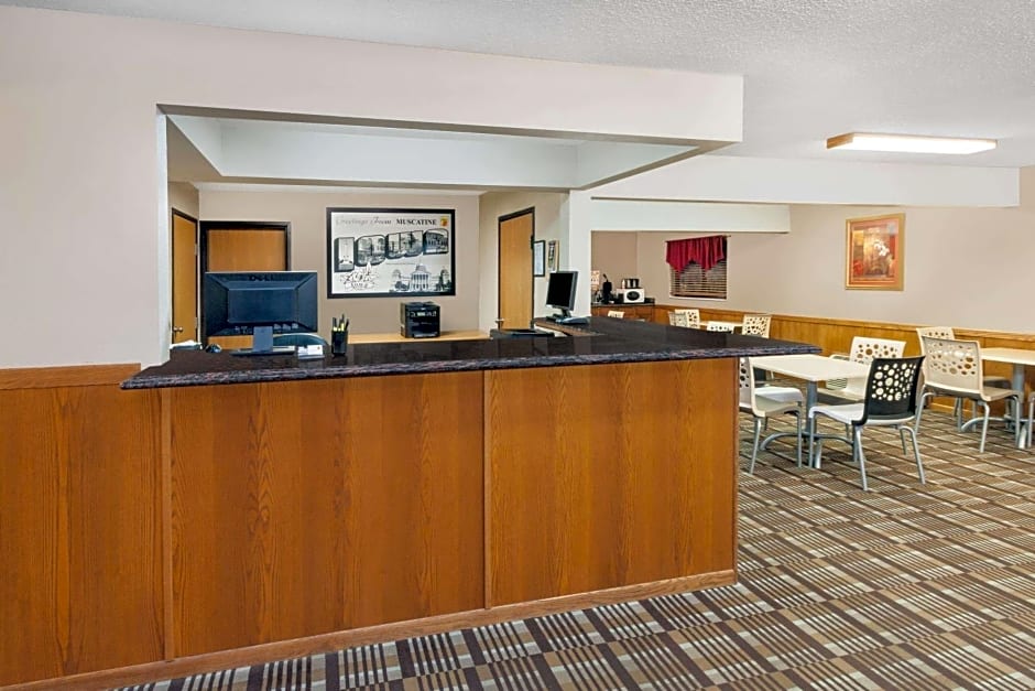 Super 8 by Wyndham Muscatine