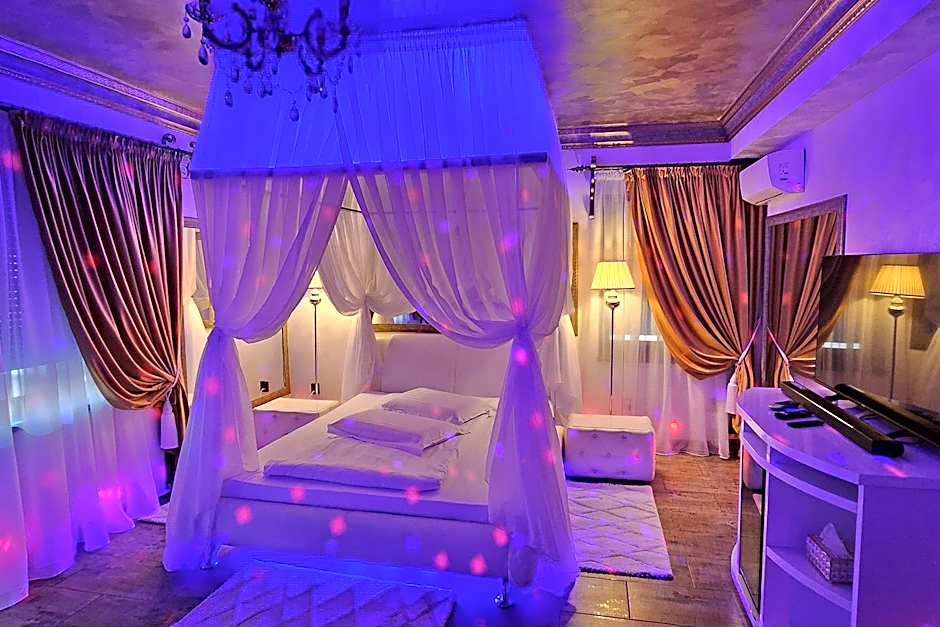 Hotel Boutique Mikaela (Adult Only)