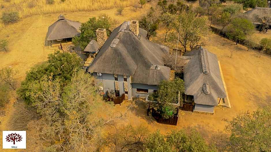 Zebula Golf and Wildlife Estate - The Milky Way Pax 12 - Moi Signature Luxury villa