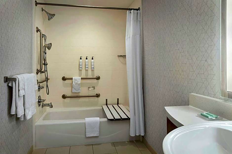 SpringHill Suites by Marriott Buffalo Airport