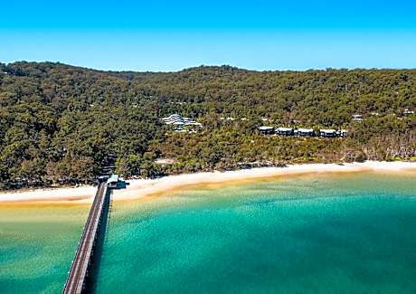 Kingfisher Bay Resort