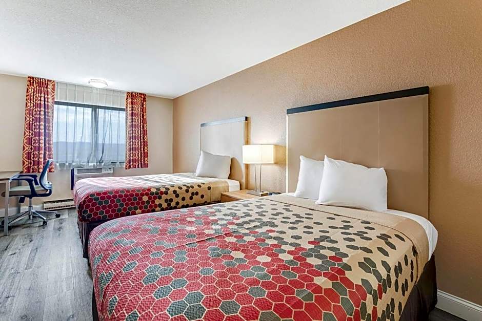 Econo Lodge Madison East