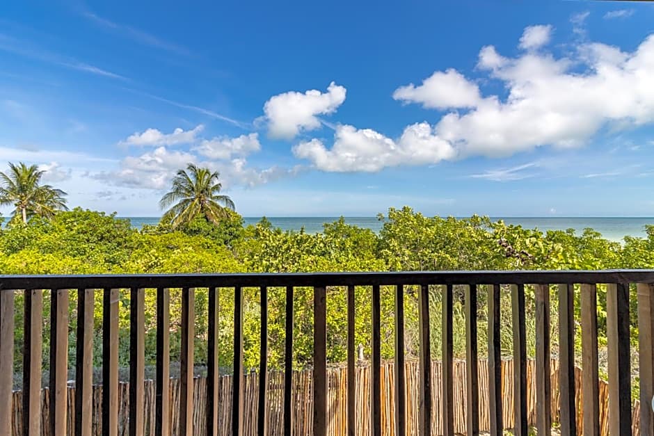 Ocean View Loft in Punta Cocos - D102