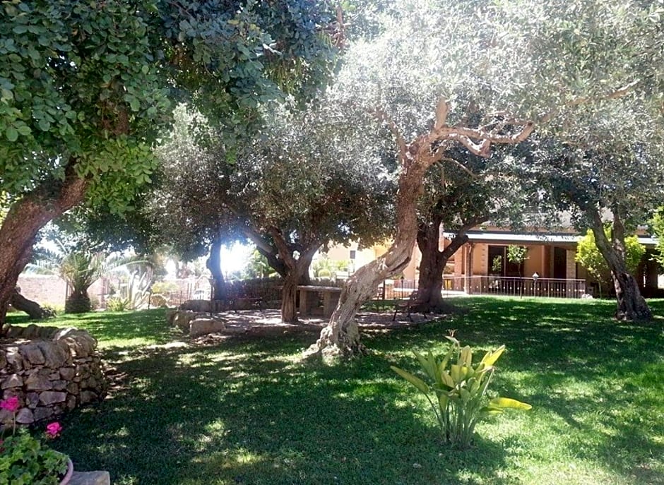 Villa Giulia - Sicilian Luxury Garden
