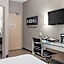 Prairie Crest Medicine Hat by IHG