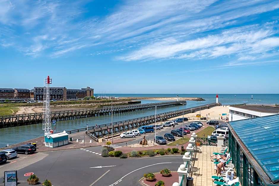 SOWELL HOTELS Le Beach