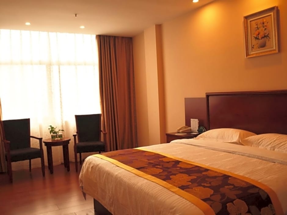 GreenTree Inn Jiangxi Shangrao Qianshan Ehu Avenue Express Hotel