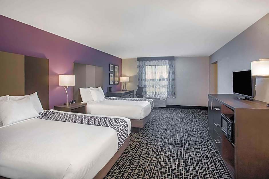 La Quinta Inn & Suites by Wyndham Pontoon Beach