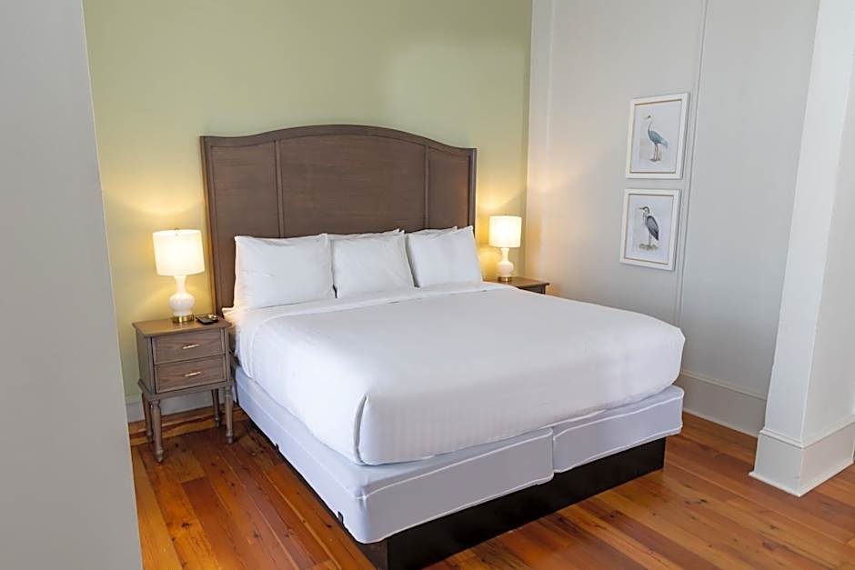 Inn On St. Ann, A French Quarter Guest Houses Property