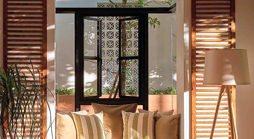 The Motifs Eco Hotel