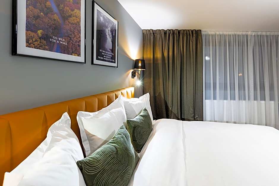 UpperHouse Suites & More