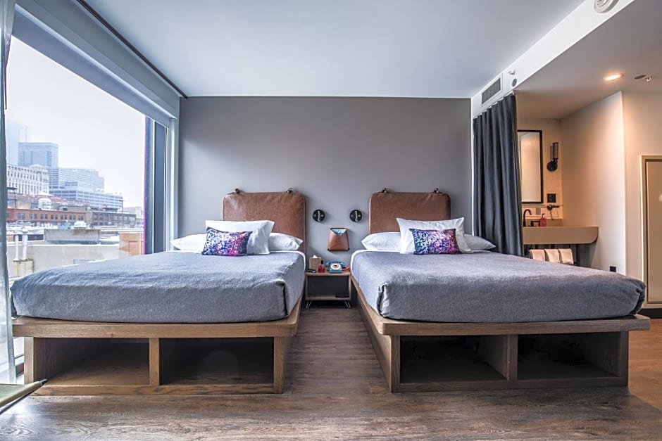 Moxy by Marriott Chicago Downtown