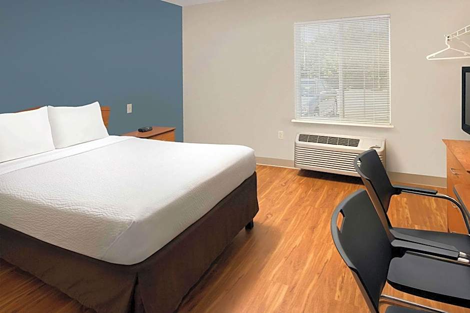 WoodSpring Suites Clarksville Ft. Campbell