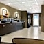 Microtel Inn & Suites by Wyndham Kenedy/Karnes City
