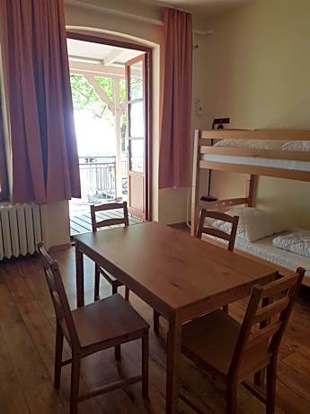Quadruple Room with Shared Bathroom