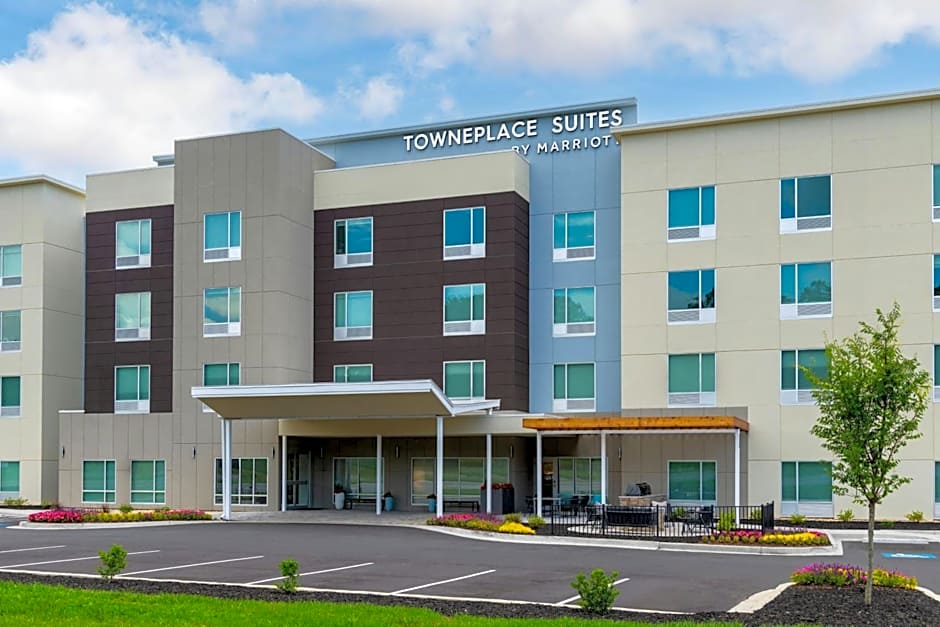 Photo 1 of 43 of TownePlace Suites Calhoun