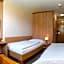 Hotel FIS