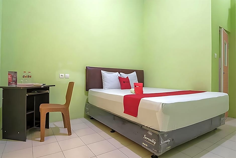 RedDoorz near Kampus UMP Purwokerto