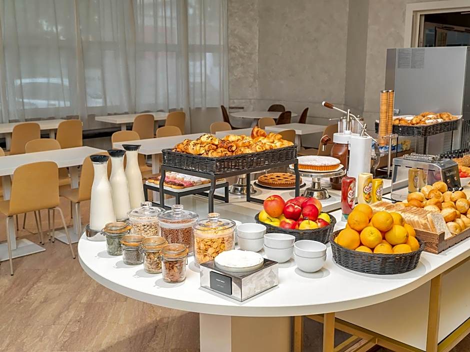 B&B Hotel Como City Center