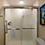 Candlewood Suites McPherson By IHG