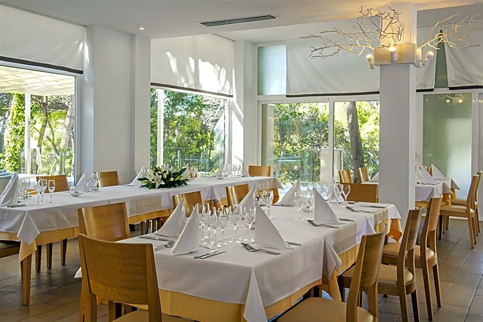 Iberostar Waves Club Cala Barca