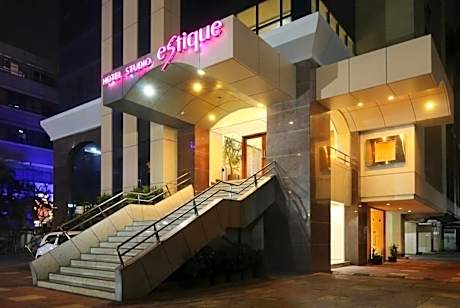 Hotel Studio Estique
