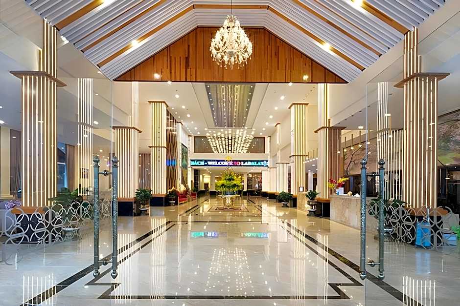 Ladalat Hotel